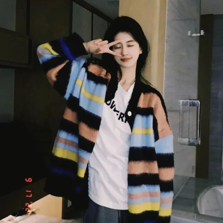 我的女主别太萌 海报